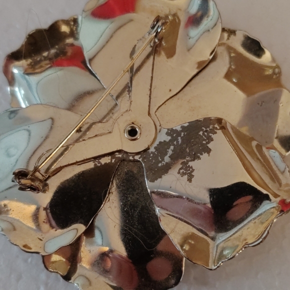 SALE! Vintage Black Flower Brooch - Picture 3 of 3